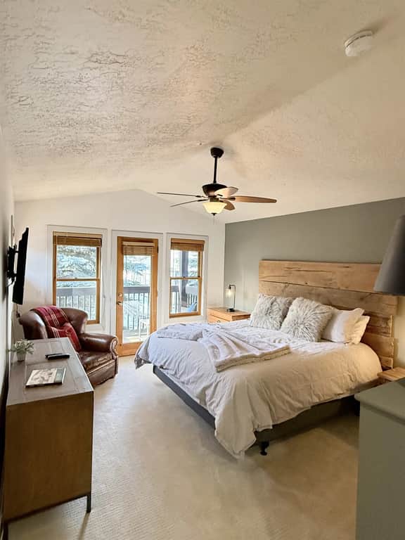 PC 3 bed - 2226 Jupiter View