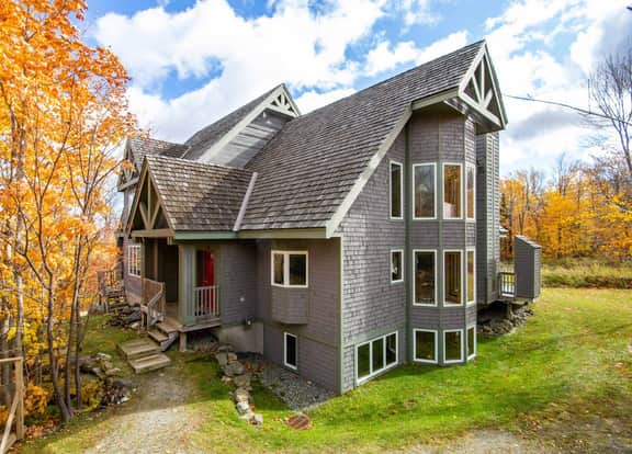 Village Townhouse 202, Jay Peak (4 bed)