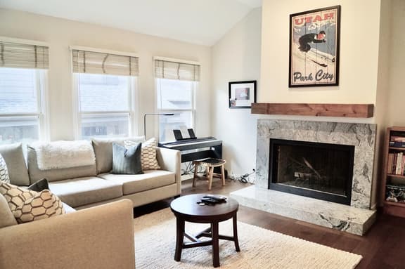 PC 3 Bed - 1493 Park Ave